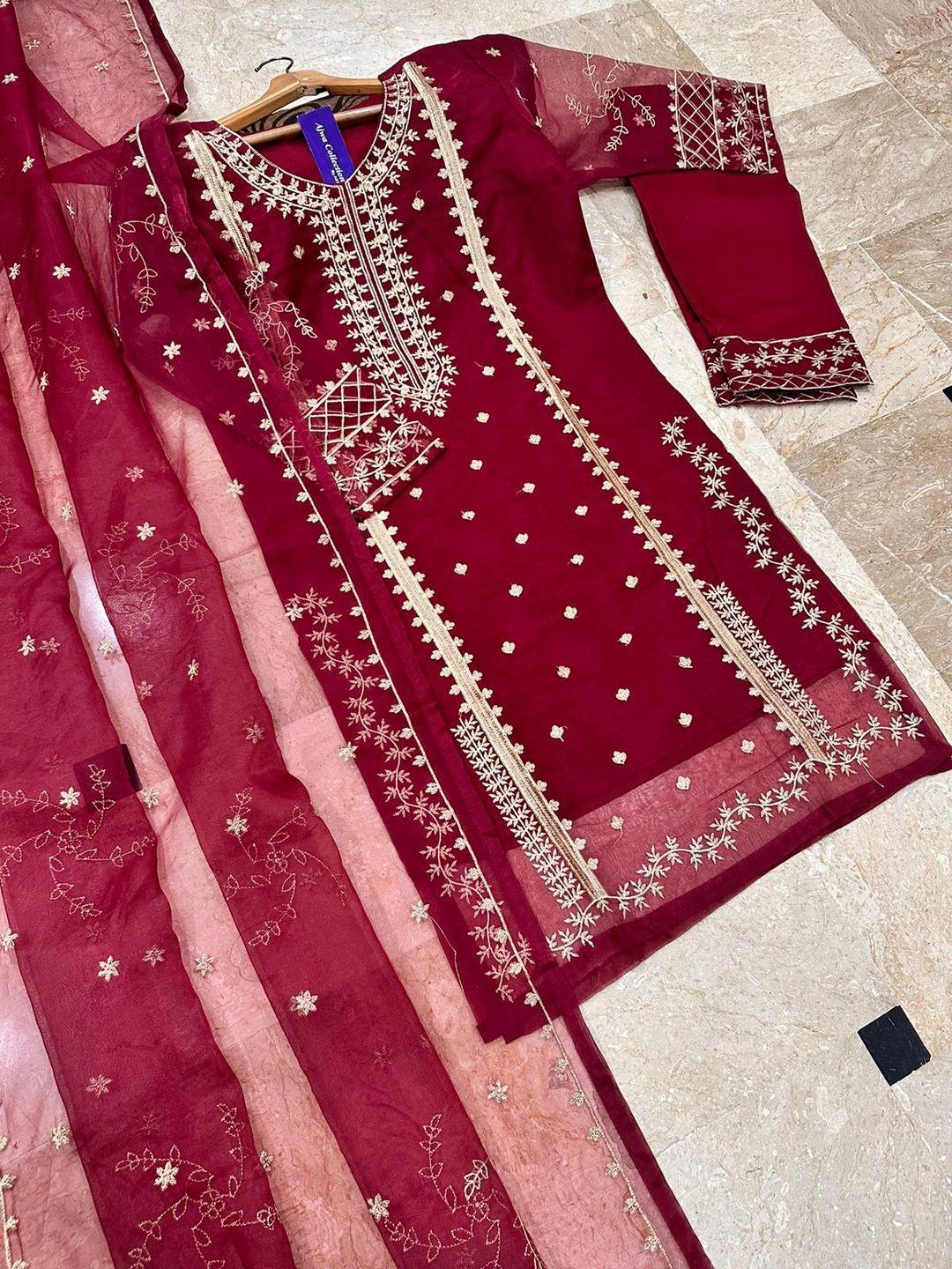 3 Pcs Women's Stitched Embroidered Suit